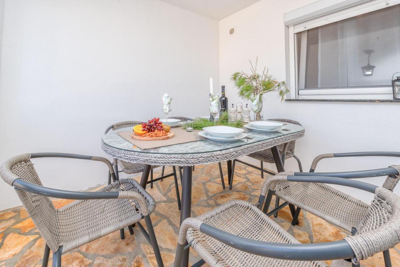 Apartment Tema Вир Экстерьер фото