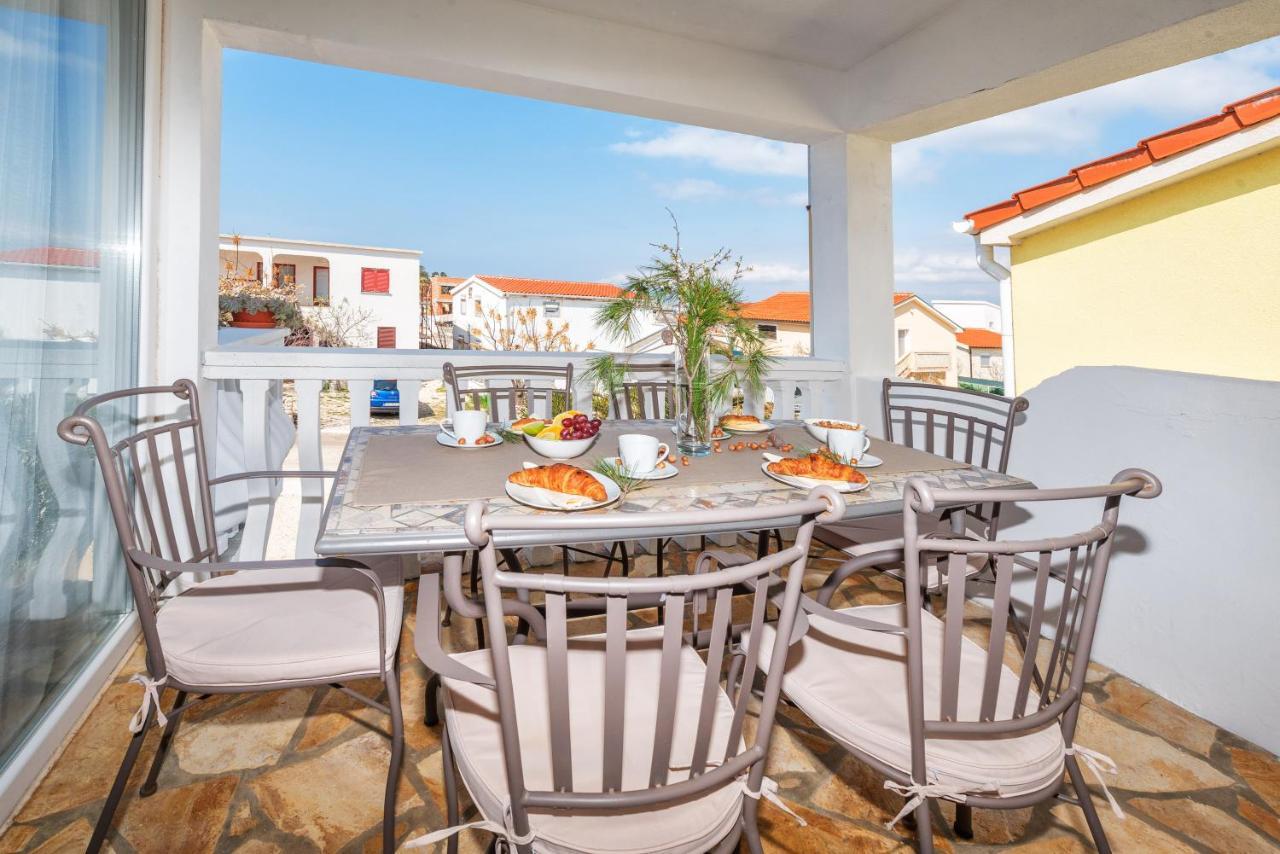 Apartment Tema Вир Экстерьер фото