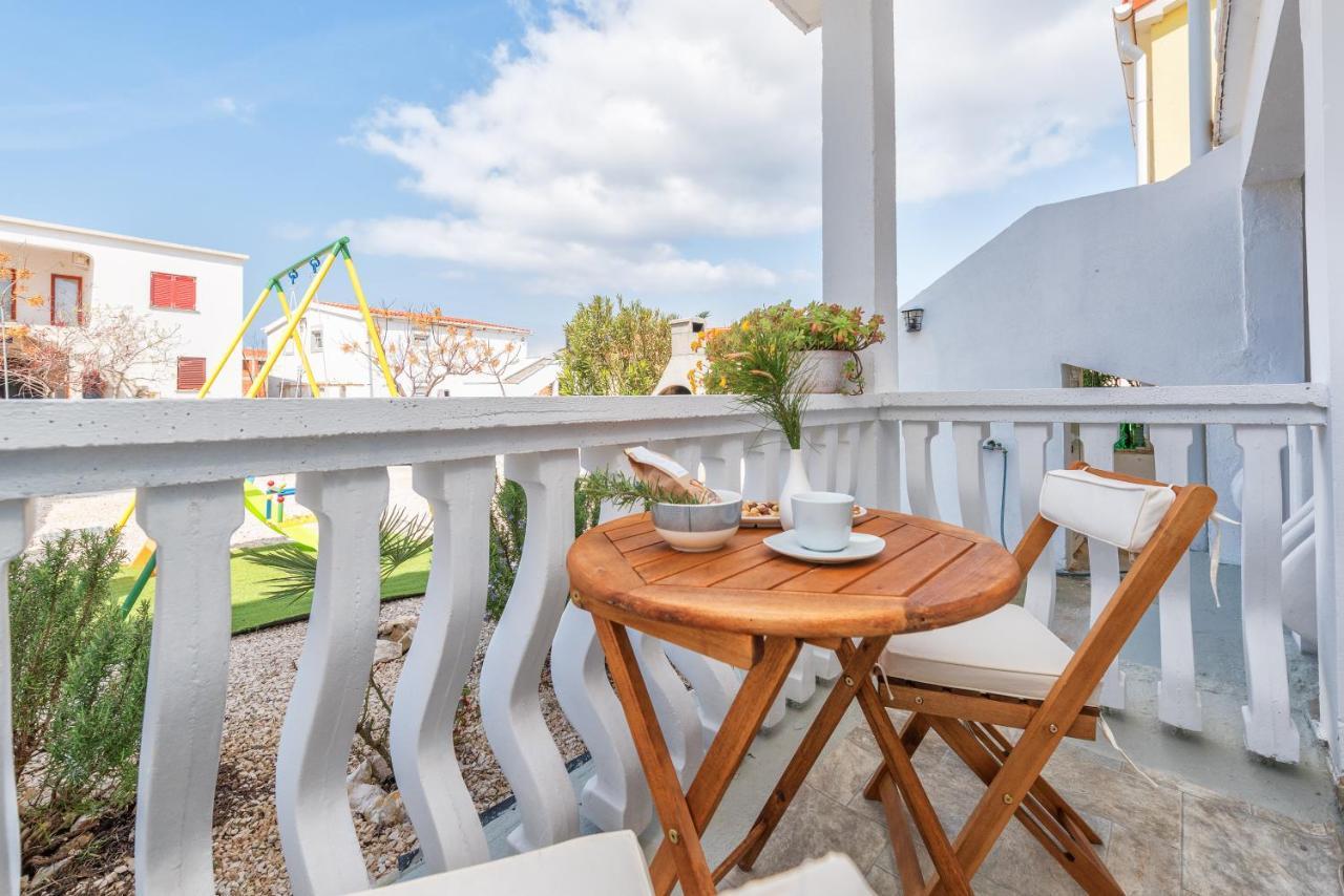 Apartment Tema Вир Экстерьер фото